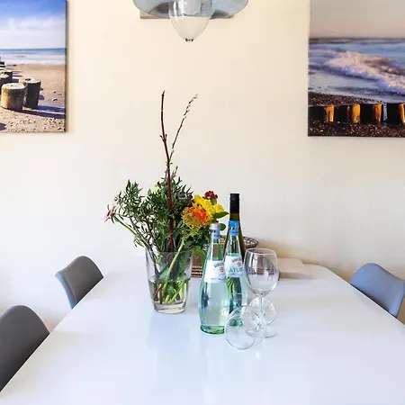 Strandhaus - 4 شقة فاستروم