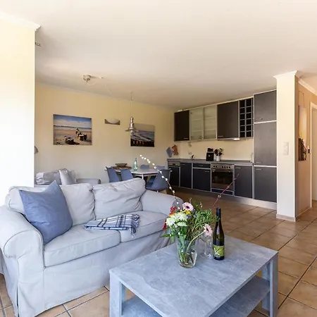 Apartment Strandhaus Wustrow - 4 *