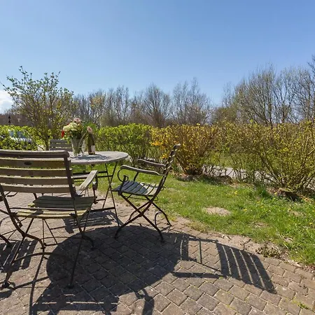 Strandhaus - 4 فاستروم